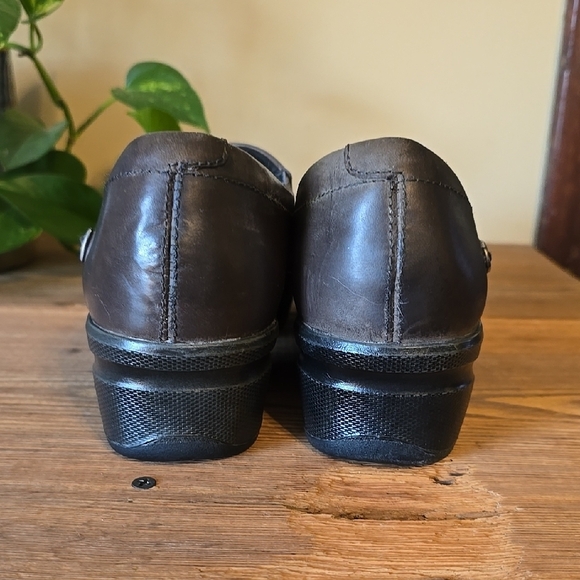 Keen Brown Mules Comfortable Slip-On Clogs 10 - Picture 5 of 5